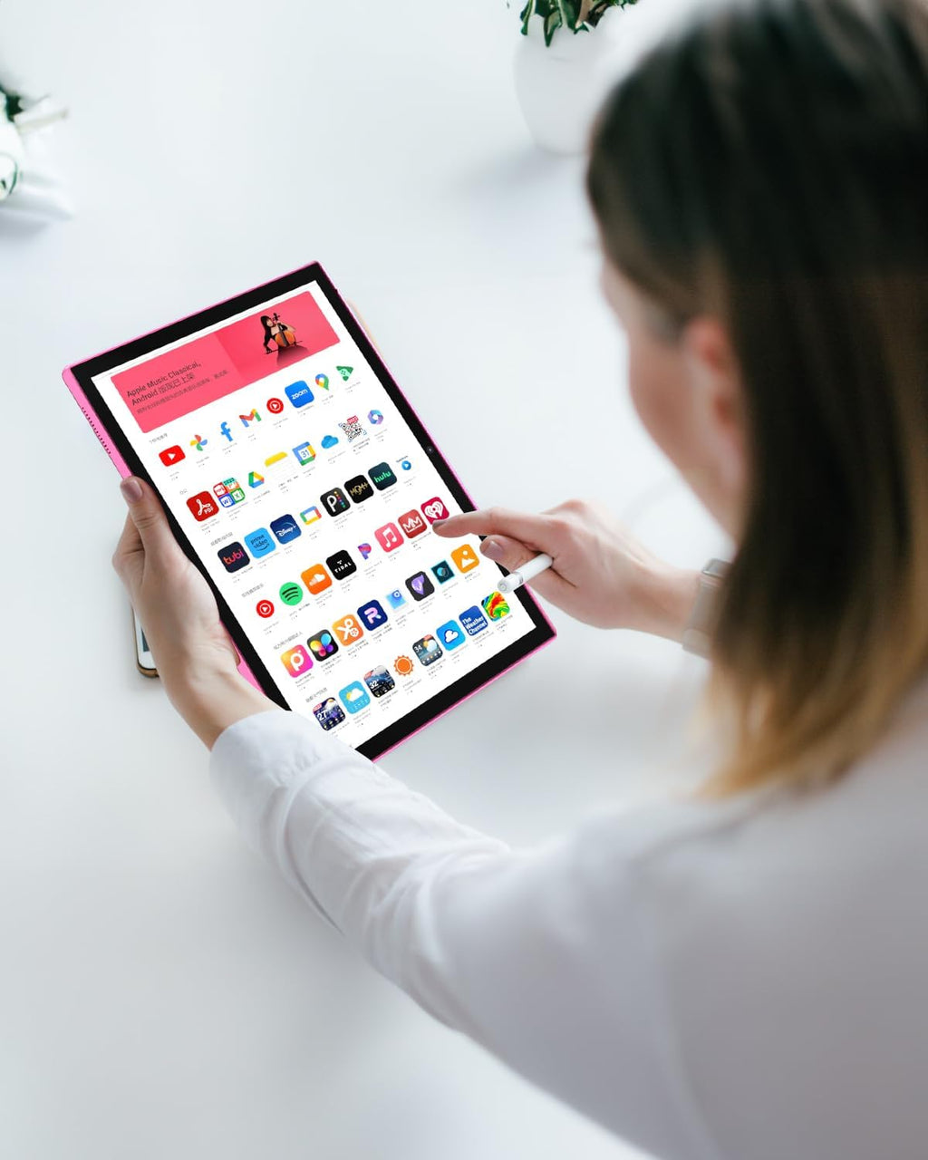10 Inch Android Tablet with 32GB ROM 2GB RAM E483